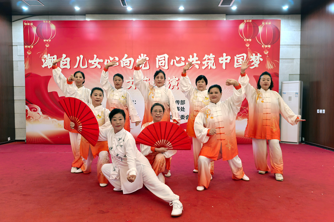多彩活动庆国庆，喜庆气氛别样浓